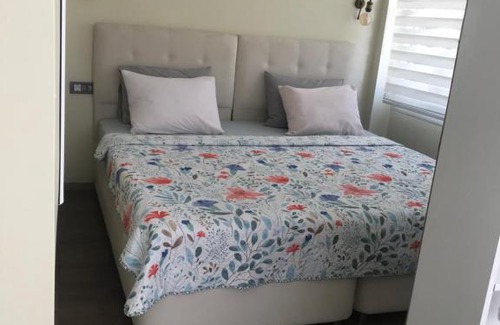 Alacati Apartamento | Tatil yapabileceğiniz konforlu bir ev