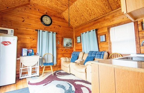 Sullivan Cabaña | Taunton Bay Cottage - Affordable Oceanfront - Perfect for couples getaway!