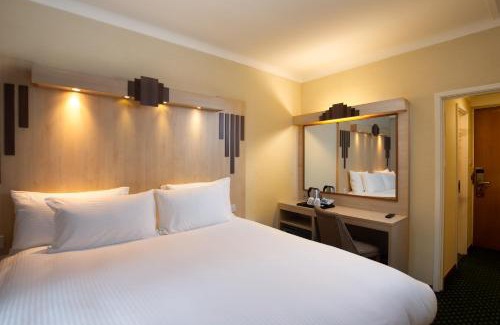 St. Pancras Hotel | Tavistock Hotel