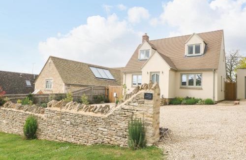 Burford Casa | Tawny Cottage