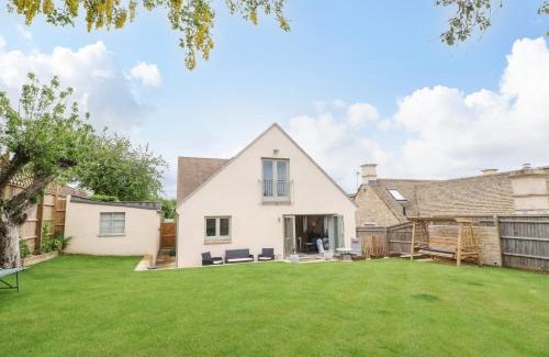 Burford Casa | Tawny Cottage