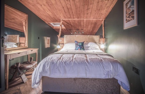 Tiers Cross Casa | Tawny Lodge - Luxurious 1 Bedroom - Blossom Farm