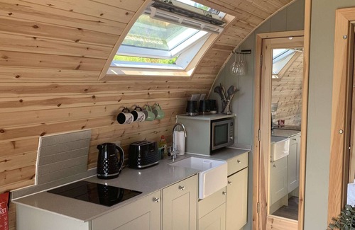Oban Cabina | Tawny Owl Pod with Hot Tub