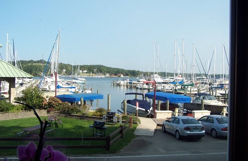 Macatawa Casa | CASA DE TAZELAAR: (Macatawa, MI) ¡Cerca de Holanda, Grand Haven y Saugatuck! Duerme 8-10