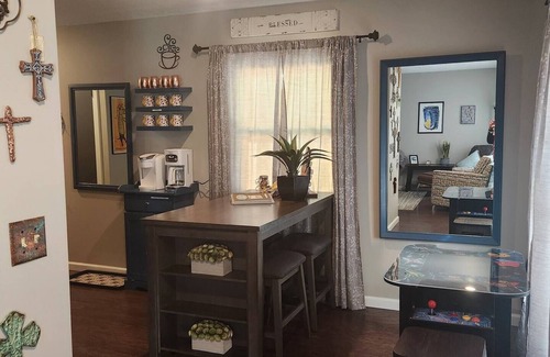 Traverse City Casa | TC Bungalow | Spa | Sauna | Cold Plunge Retreat!