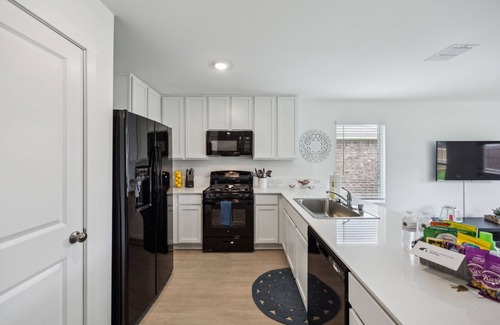 Forney Casa | TCH - Spacious 4bd/2ba home in Forney w/ Workspace