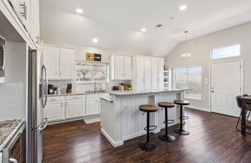 Coppell Casa | TCH - Spacious 5bd/2ba home in Coppell w/Workspace