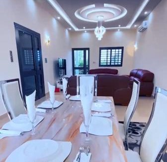 Ouidah Apartamento | TCHETINMEY GUEST HOUSE & Tours