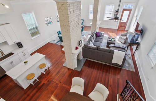 West Riverside Casa | Tchop House, Walkable to Amazing Restaurants!