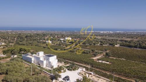 Monopoli Villa | TD Casale Donna Madia Sea View Pool Over Vineyard