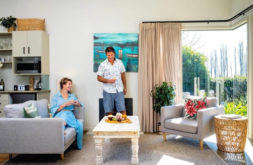 Te Awanga Casa | Te Awanga Cottages - Costera y contemporánea