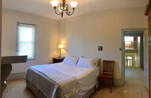 Blayney Cama Y Desayuno | Te Rata House - Mezzanine Room