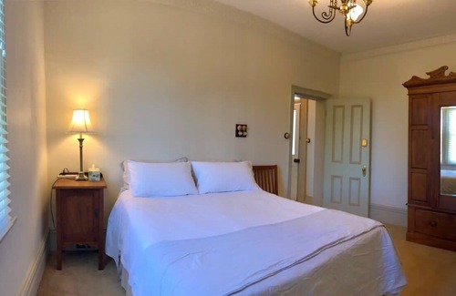 Blayney Cama Y Desayuno | Te Rata House - Mezzanine Room
