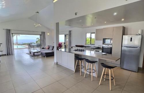 Faaa Villa | Te Vai Moana, Your Oasis Near Airport