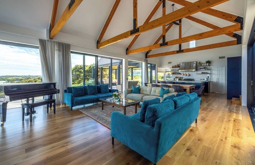 Omiha Casa | Te Whau Retreat - Whole Property