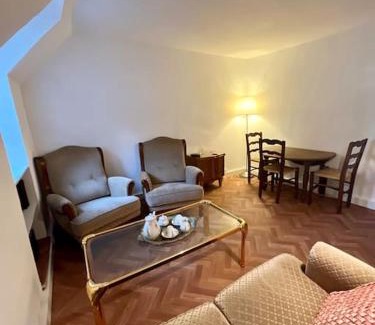 Douvres-la-Delivrande Apartamento | Tea Time