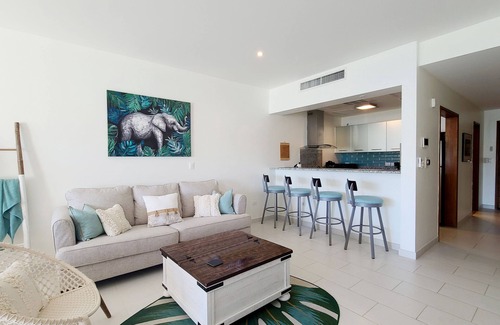 Beacon Hill Condominio | ☀️⛱️🌴 Teal Bay by IRE Vacations - Gorgeous Studio close to the Beach