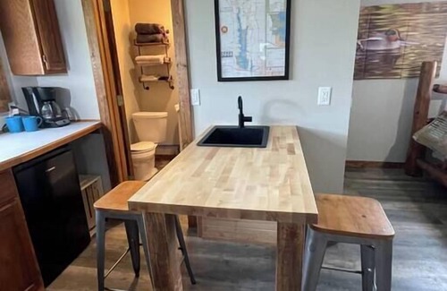 Bevier Cabina | Teal Nest - at The Lodges of Long Branch