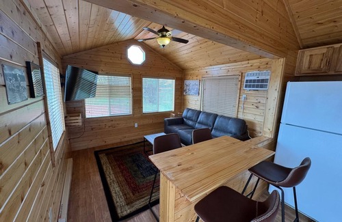 Belfield Cabina | Teddy's Log Cabin Sum