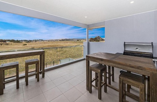 Normanville Casa | Tee Two on Troon - 21/30 Troon Drive