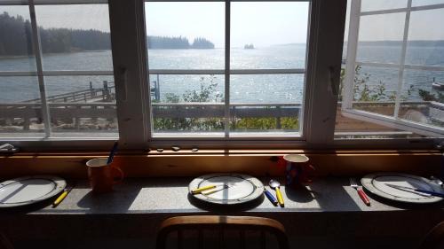 Tenants Harbor Casa | TeelCoveCottageMaine