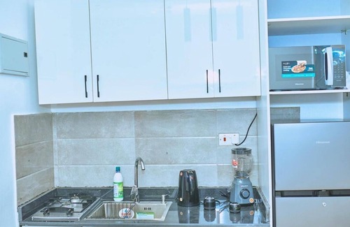 Ikoyi Apartamento | “Tee’s Apartment: Cozy living right in the heart of Ikoyi”.