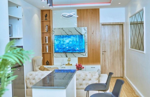 Ikoyi Apartamento | “Tee’s Apartment: Cozy living right in the heart of Ikoyi”.