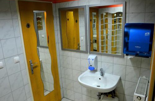 Bezigrad District Hostal | TEJ HOSTEL