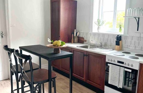 Penola Casa | Telegraph Station Stays