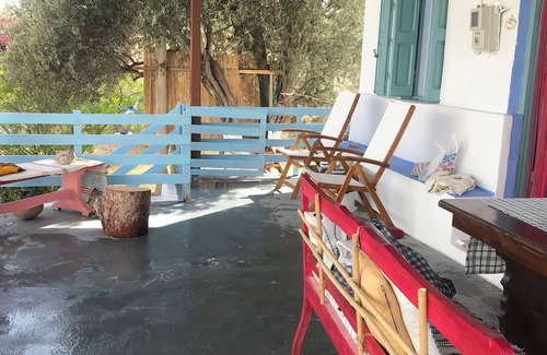 Telendos Cabaña | Telendos country house is artistic , traditional, near the sea for relaxation.