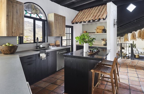 Palm Desert Casa | Television Host and Designer Bobby Berk Invites You To His Desert Oasis