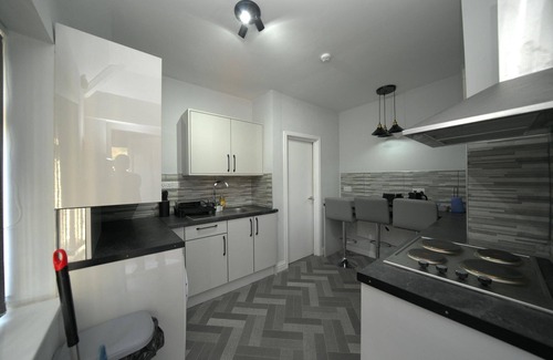 Oakengates Apartamento | Telford - Apartment - Sleeps 5 - Flat 4