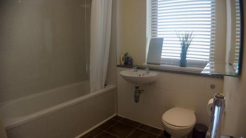 Telford Apartamento | Telford Townhouse with Parking