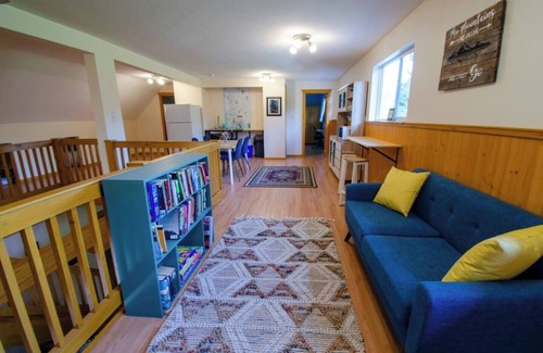 Regional District of Bulkley-Nechako Casa | Telkwa River Lodge - Rural riverfront property