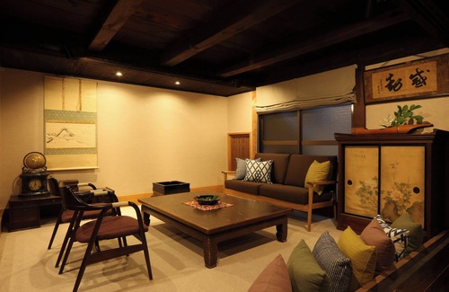 Hida Takayama Onsen Casa | Temple Hotel Takayama Zenkoji