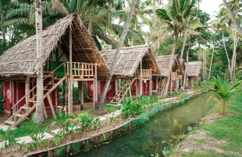 Varkala Casa | Temple tree garden beach
