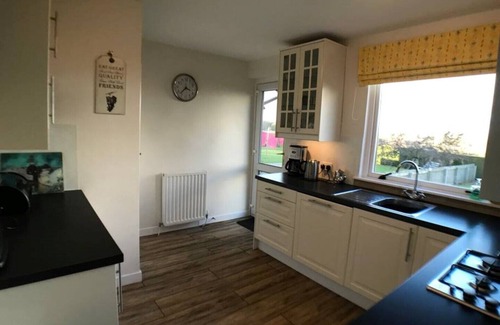 Coldingham Cabaña | Templehall Cottage. Cabaña moderna con vista al mar