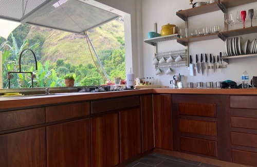 Jayuya Chalet De Esquí | Templo la Esmeralda Mountain retreat.