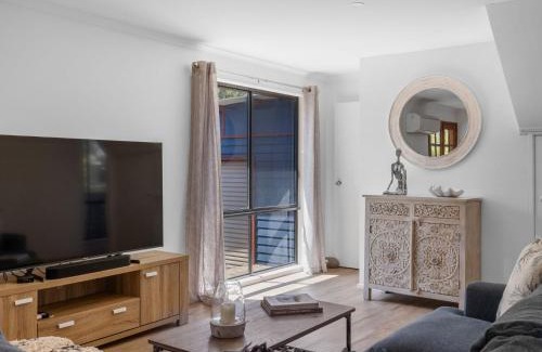 Inverloch Casa | Tempting Tamara