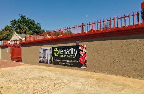 Mahikeng Casa | Tenacity Guesthouse - Riviera Park