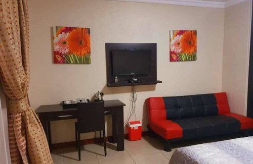 Mahikeng Cabina | Tenacity Mafikeng Guesthouse - 4