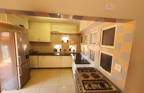 Mahikeng Cabina | Tenacity Mafikeng Guesthouse - 7