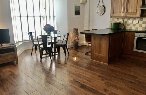 Tenby Apartamento | ¿Desea la ubicación perfecta para ver lo que Tenby tiene para ofrecer?