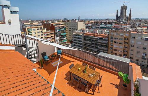 Horta-Guinardo Apartamento | Tendency Apartments Sagrada Familia Penthouse
