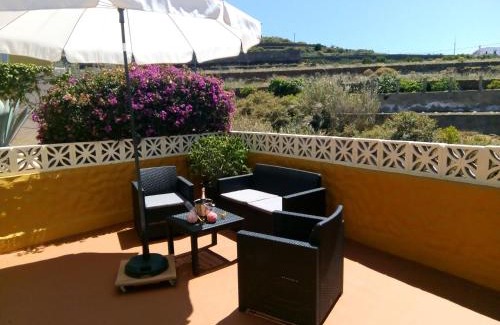 San Juan de la Rambla Casa | Tenerife Paradise 11 Bungalow - Hotel Rural Fsj