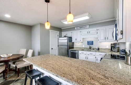 Counce Casa | Tennessee River Vacation Rental with Deck and View!