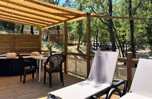 Valensole Casa | TENNESSY LUXURY MIT SPA 2 Personen
