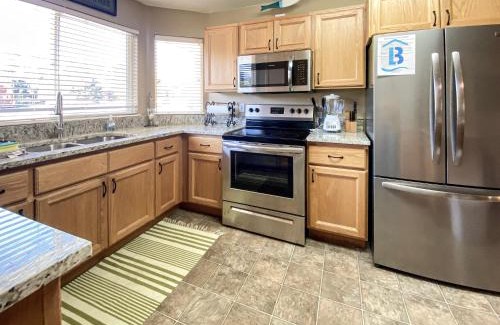 Harbor Village Casa | Tennis View Condo 201
