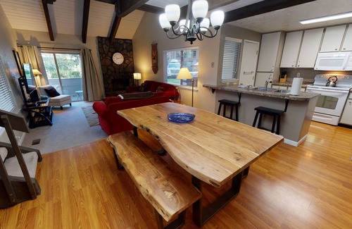 Tennis Village Condominio | 64 Tennis Village | 2 BR / 2 BA, Sleeps 6