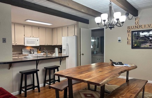 Tennis Village Condominio | 64 Tennis Village | 2 BR / 2 BA, Sleeps 6